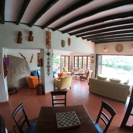 Hulala Lakeside Lodge Уайт-Ривер Экстерьер фото